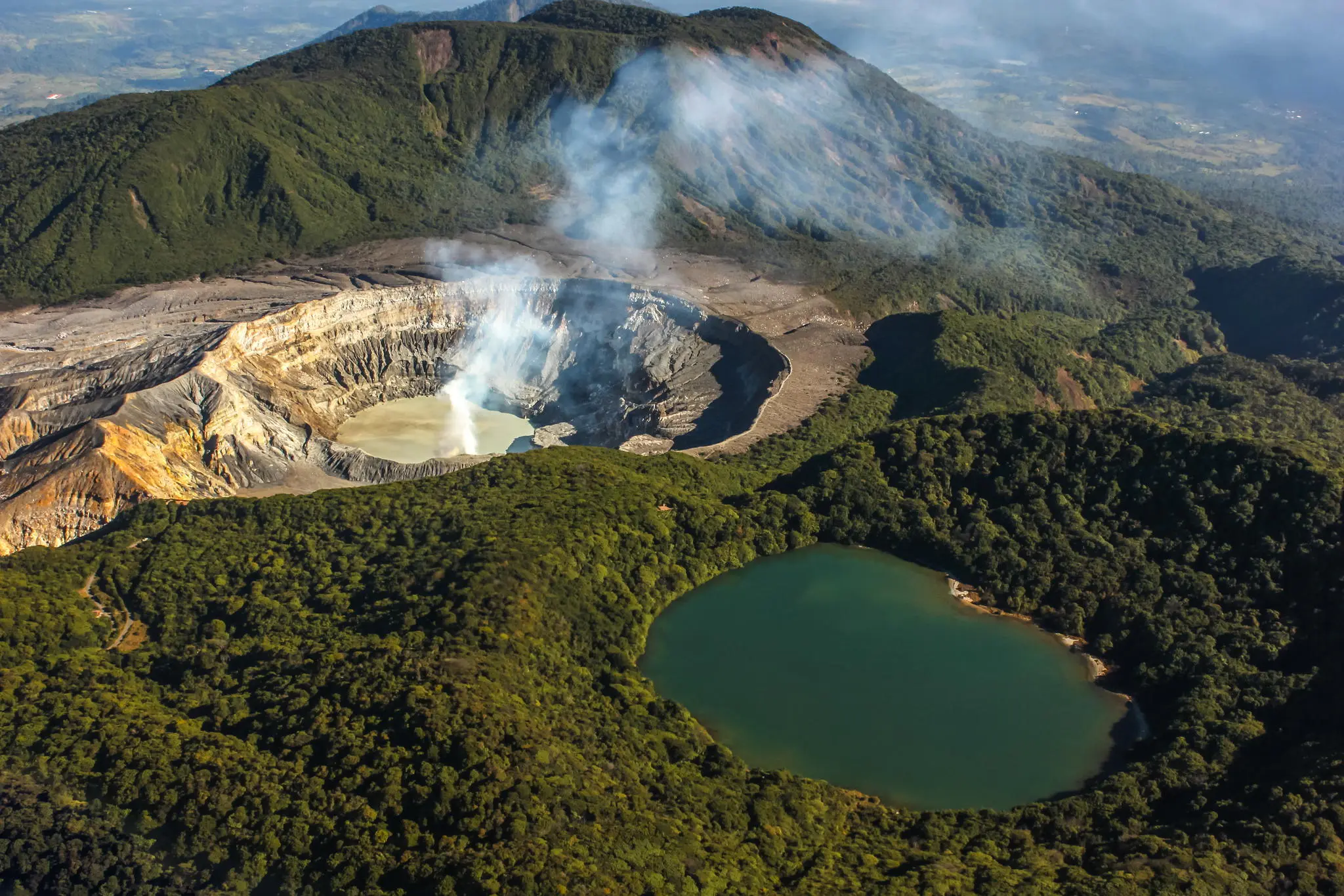 Poás Volcano’s Eruptions Deal Heavy Blow to Costa Rica’s Local Economy