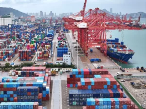 Flooded by Imports: The Real Cost of Brazil’s Growing Dependence on China