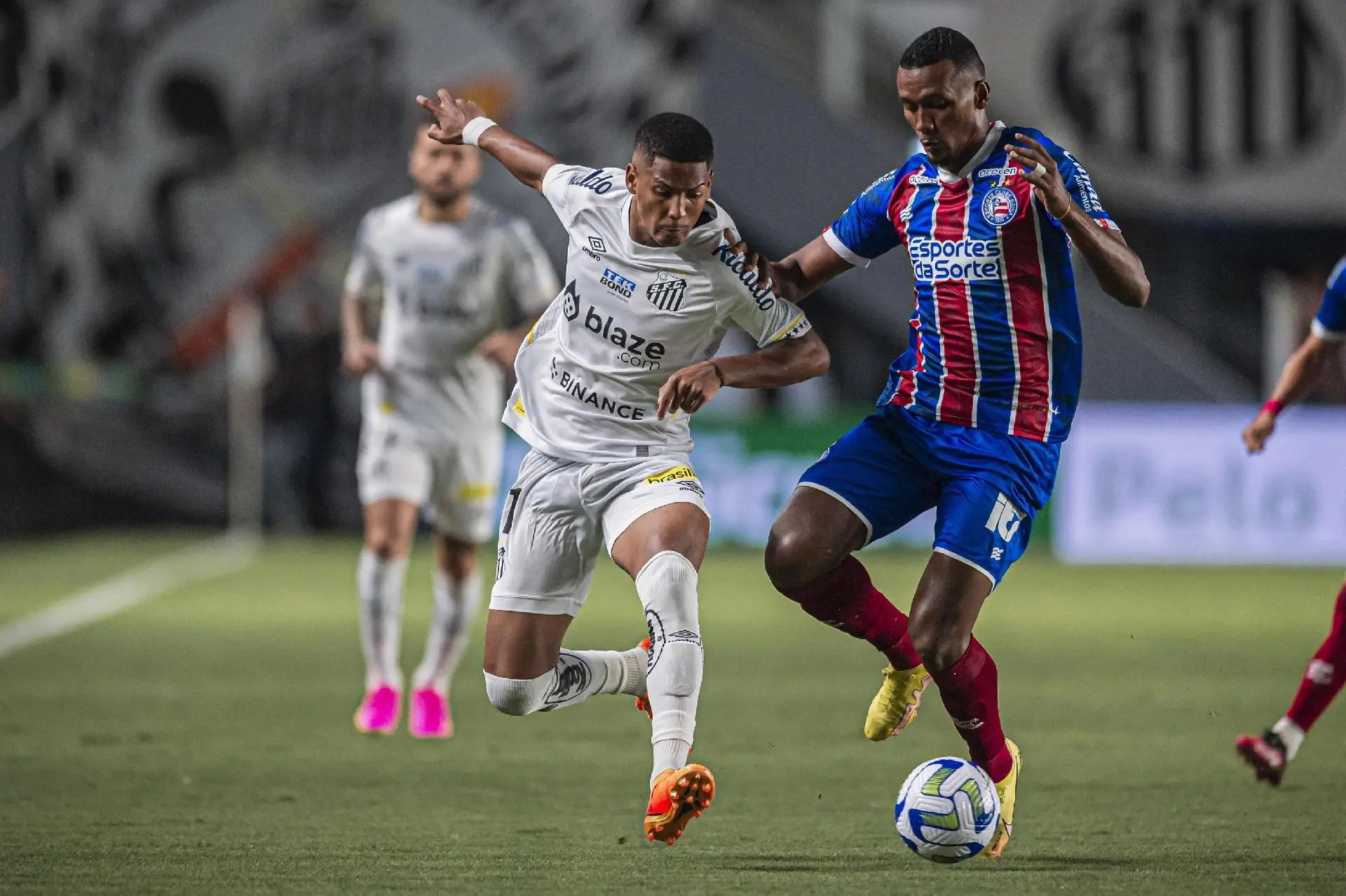 Santos Falters Late as Bahia Secures Draw in Brazilian Série A