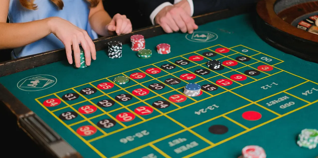 Are Sweepstakes Casinos a Better Alternative to Traditional Online Casinos? (Source Canva Editor)