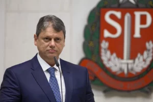 Beyond Simple Welfare: How São Paulo Transforms Aid Recipients into Workers