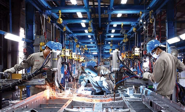 Mexico's Industrial Production Slumps 2.0% in March, Worst Decline in Five Months