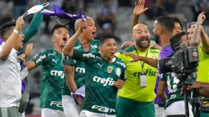 Brazilian Giants Flamengo, Palmeiras, Internacional Advance in Libertadores