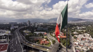 Mexico Slashes Fiscal Deficit by 71% in First Quarter as Tax Revenue Surges
