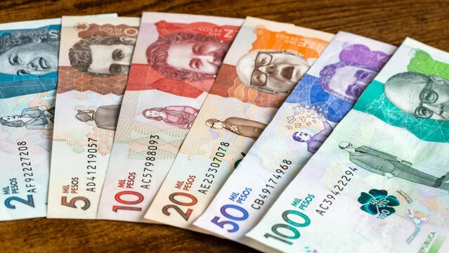 Latin American Capital Inflows Boost Colombian Peso Amid US Credit Rating Concerns