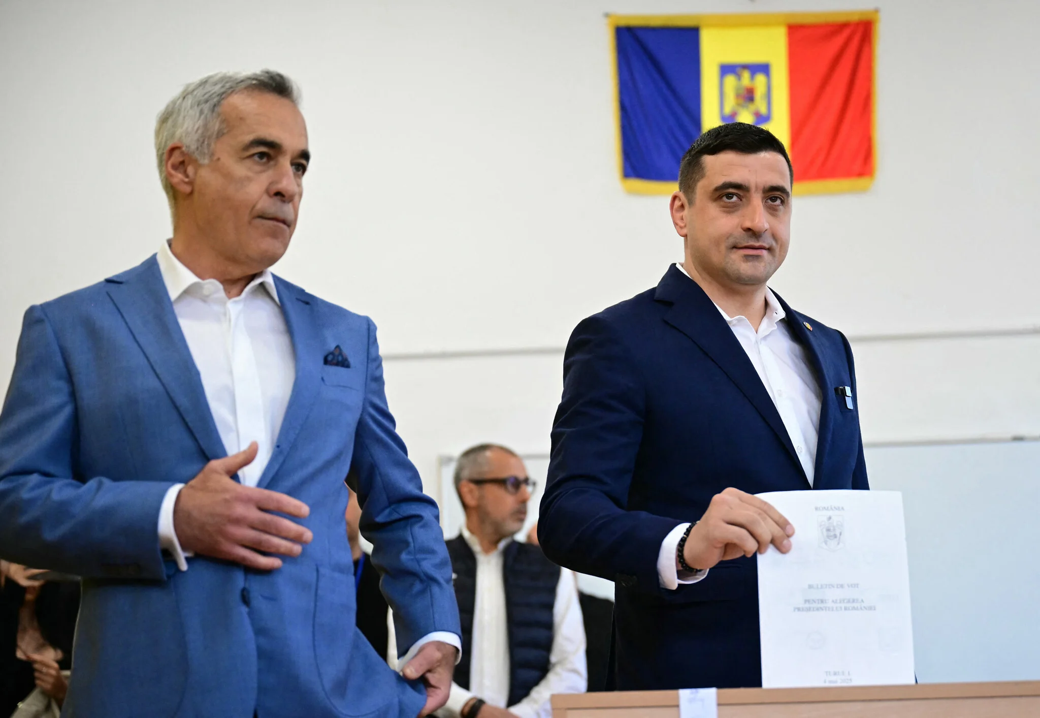 Pro-Trump George Simion Wins First Round of Presidential Election in Romania