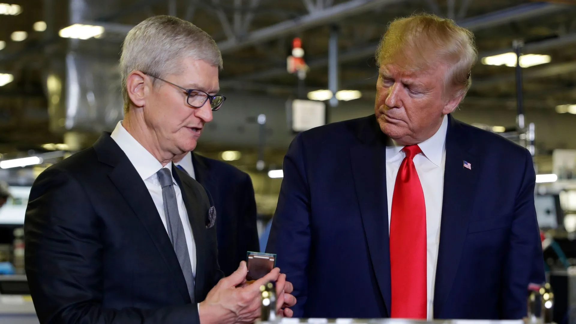 Trump Urges Apple to Halt Factory Expansion in India, Pushing for U.S. Production
