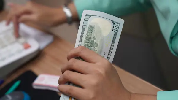 U.S. Remittance Tax Exposes Colombia's Economic Vulnerability Amid China Pivot