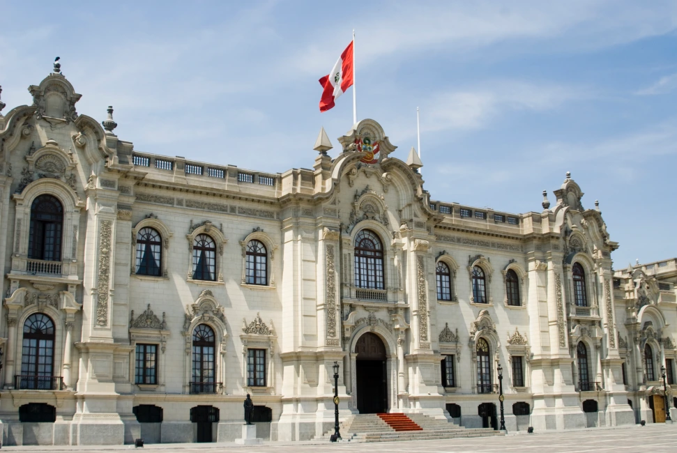 Interest Rate Cut to 4.5% Signals Peru’s Response to U.S. Tariffs and Economic Headwinds