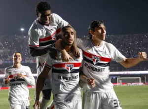 São Paulo Secures Copa do Brasil Round of 16 Spot with Victory Over Náutico