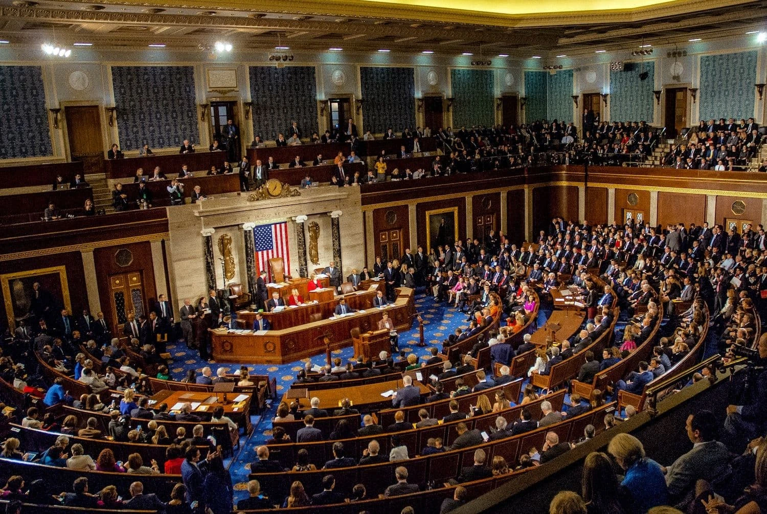 Banking Without Banks: U.S. Senate Clears Path for Regulated Stablecoins