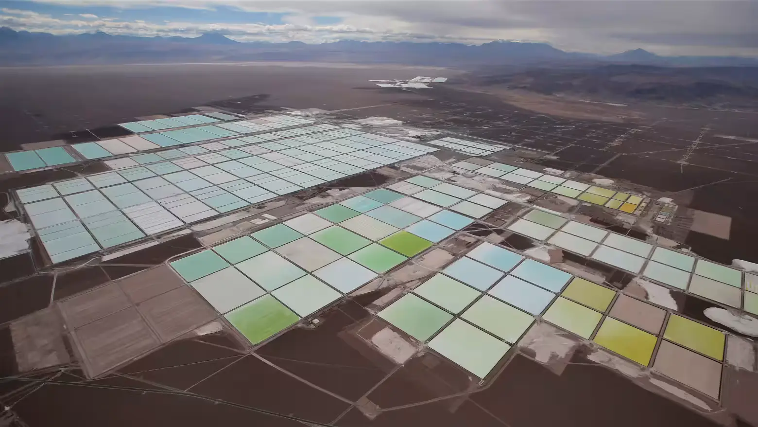 Falling Lithium Prices Derail Major Chinese Projects in Chile