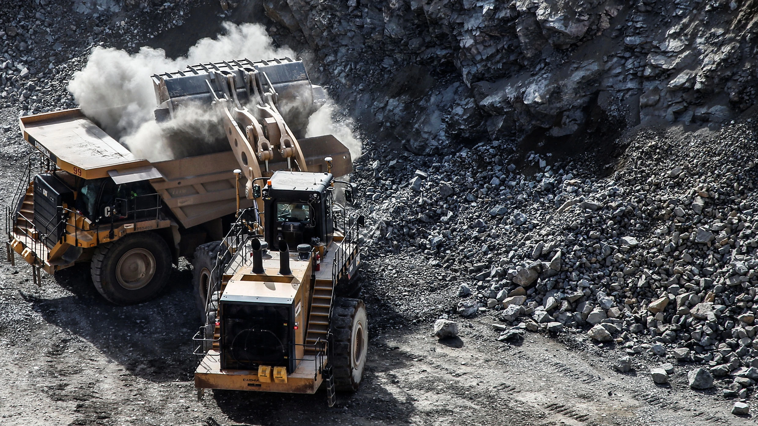 The Race for Rare Earth Minerals Intensifies with U.S.-Saudi Agreement and China’s Strategic Moves