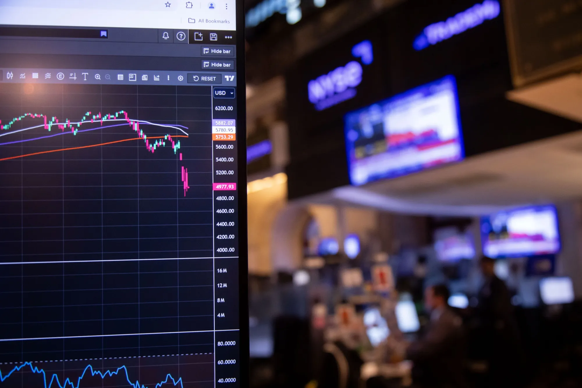Wealthy Family Offices Shift Billions from Stocks to Private Equity, Crypto, and A.I.