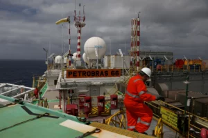 Brazil’s Oil Gamble: Major Auction Draws Global Investors, Stirs Local Debate