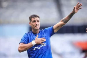 São Paulo Bets on Dinenno Loan as Striker Crisis Deepens