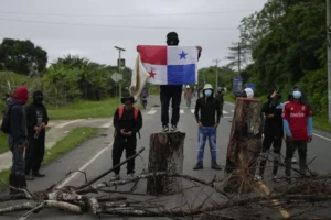 Panama Halts Basic Rights in Bocas del Toro as Protests Shut Down Key Businesses