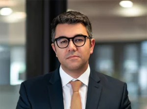 Corinthians Hires High-Profile Attorney to Block Ousted President’s Return Amid Financial Probe