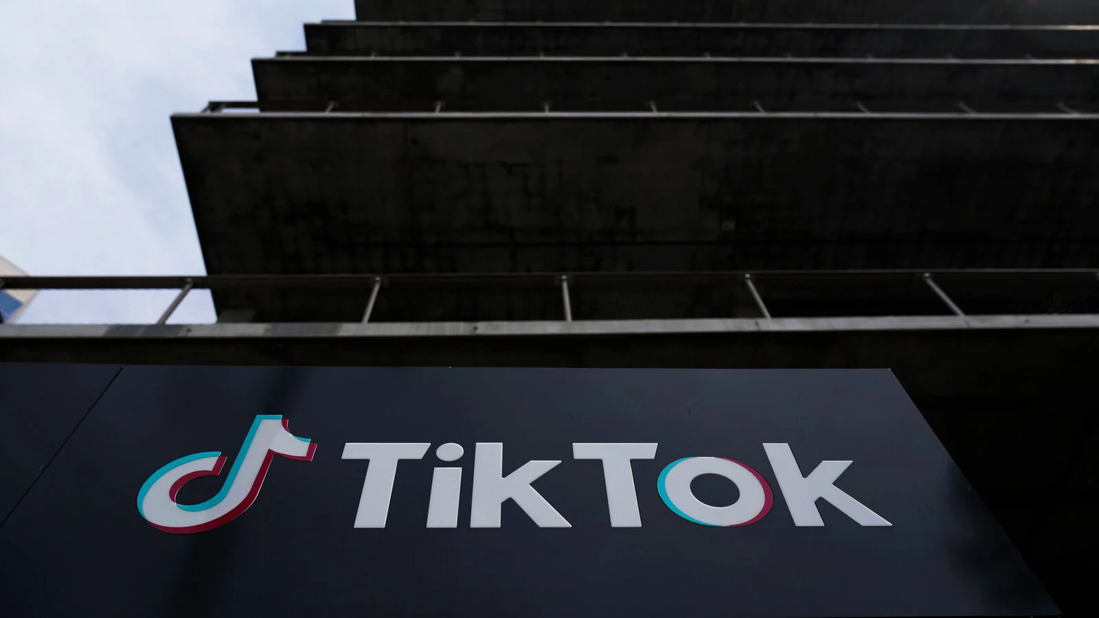TikTok Rushes to Stop Shutdown in Canada