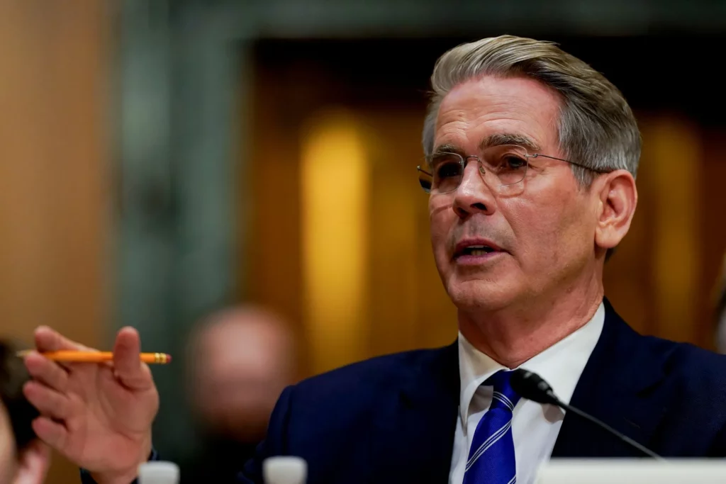 Tariffs Bring $300 Billion in 2025: US Government Bets on Homegrown Industry