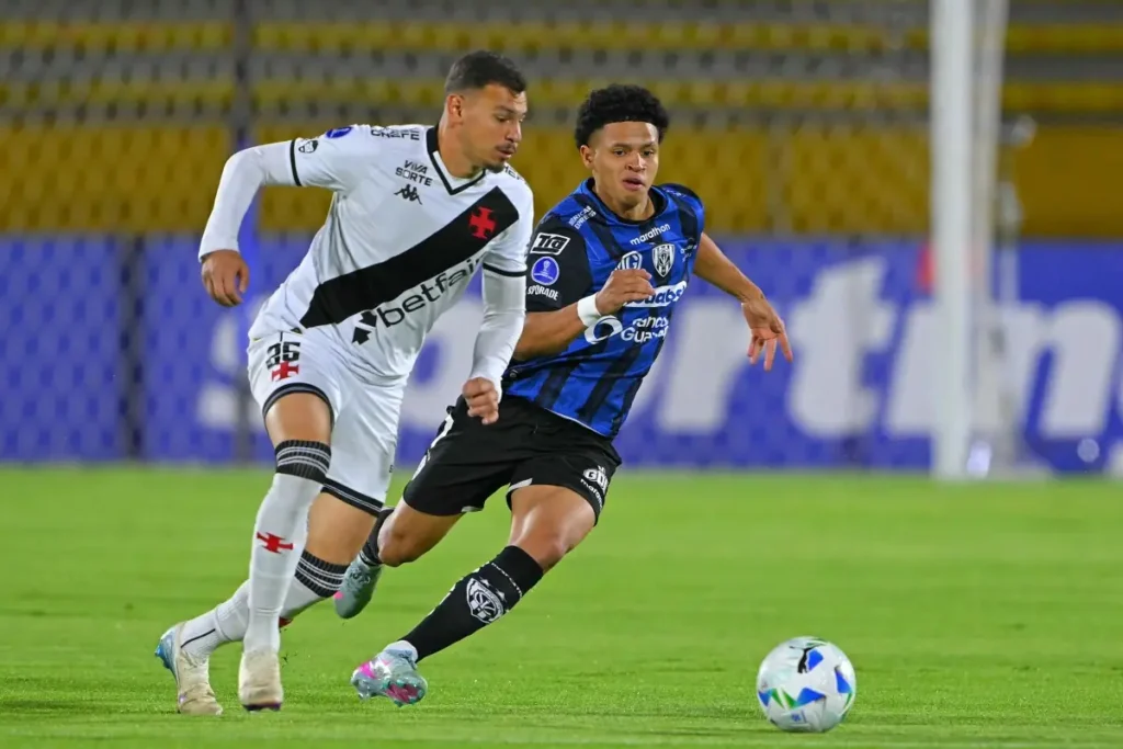 AFP__20250716__66V688D__v1__MidRes__FblSudamericanaDelvalleVasco-1024x683