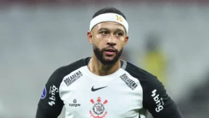 Corinthians on Edge: The Expensive Gamble of Memphis Depay