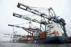 Brazil’s Trade Surplus Shrinks as Imports Rise and Export Prices Fall
