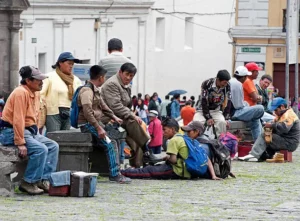 Ecuador Sees Poverty Rate Drop to Lowest Level Since 2018 as Economic Growth Accelerates