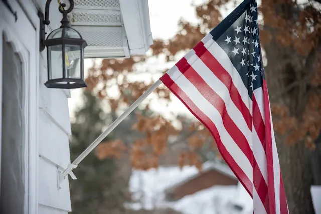 U.S. Mortgage Rates Stay High as Businesses and Oil Markets Signal Caution U.S. Mortgage Rates Stay High as Businesses and Oil Markets Signal Caution