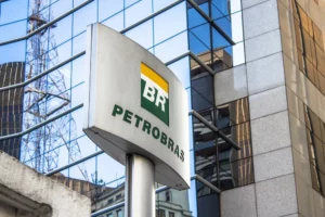 Brazil’s Oil Giant Petrobras Faces New Regulatory Hurdles as Ibama Halts Billion-Dollar Project