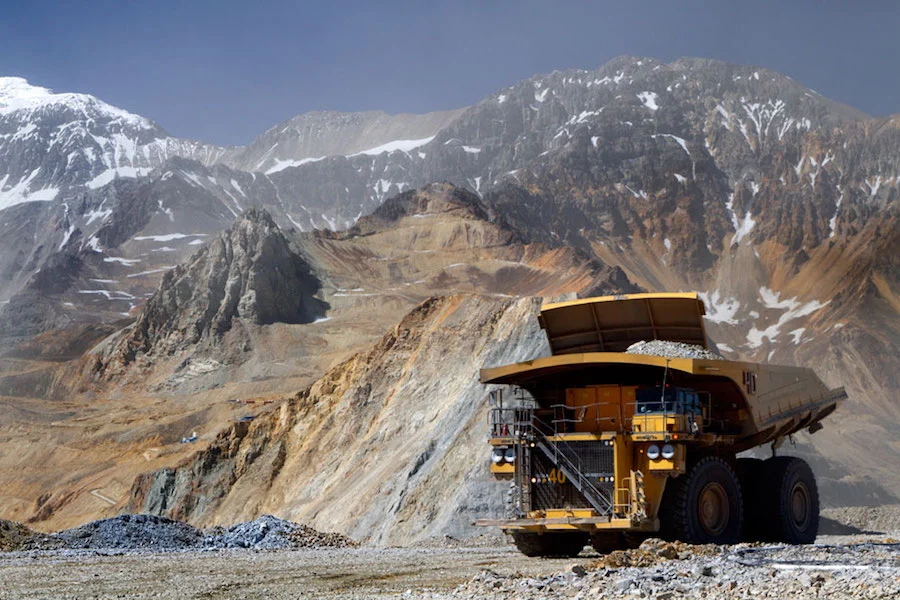 Argentina’s Mining Exports Surge on Gold Prices, Lithium Output