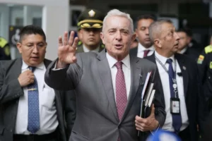 Uribe Formalizes 12-Year House Arrest, Vows to Fight “Neo-Communist Gag” in Colombia as Nation’s Election Nears