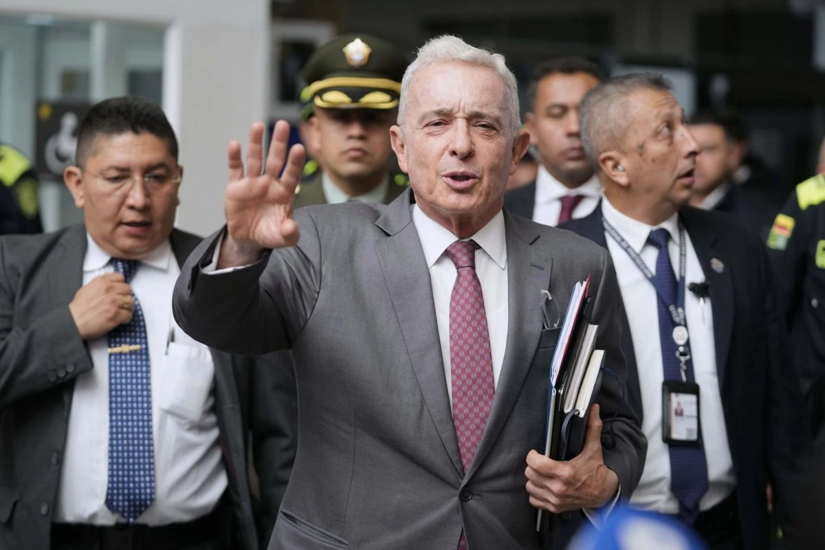 Uribe Formalizes 12-Year House Arrest, Vows to Fight “Neo-Communist Gag” in Colombia as Nation’s Election Nears