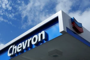 Chevron to Give Oil, Not Cash, to Venezuela Under Tight U.S. Controls