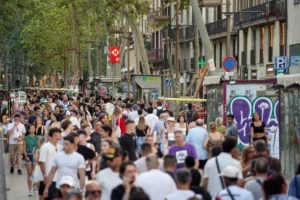 Why Tens of Thousands of Colombians Are Choosing Spain Over Home