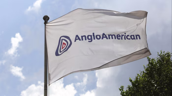 Anglo American Sells Brazil Nickel to China, Dismissing U.S. Security Warnings