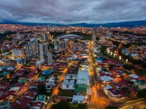 Costa Rica Looks Wealthy, But Most Families Still Struggle