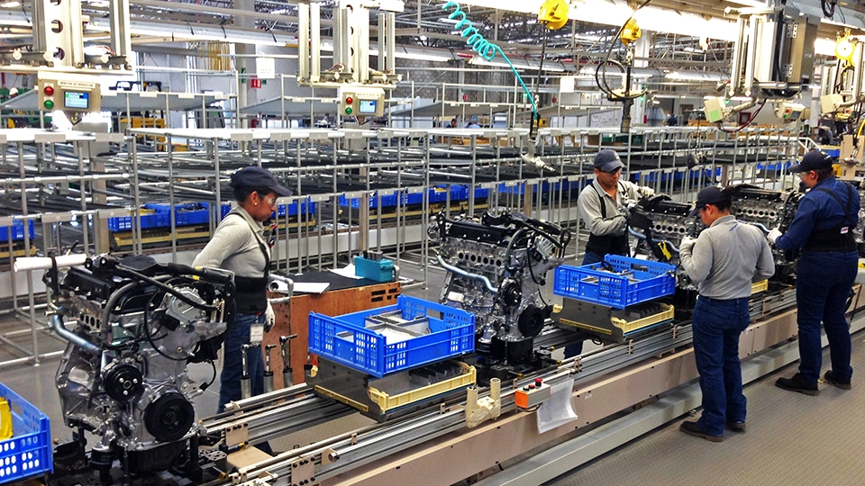 Mexico’s Manufacturing Roars Back with 8.2% Export Surge to the U.S.
