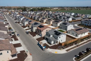 U.S. Housing Surges as New-Home Sales Jump; Fuel Inventories Tighten