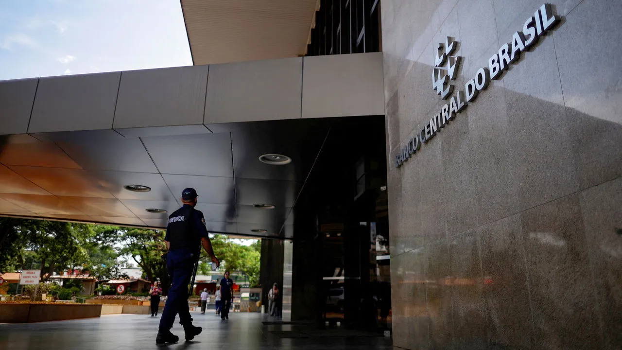 Criminals Target Brazil’s Fintech Boom as Central Bank Declares ‘Scenario of War’