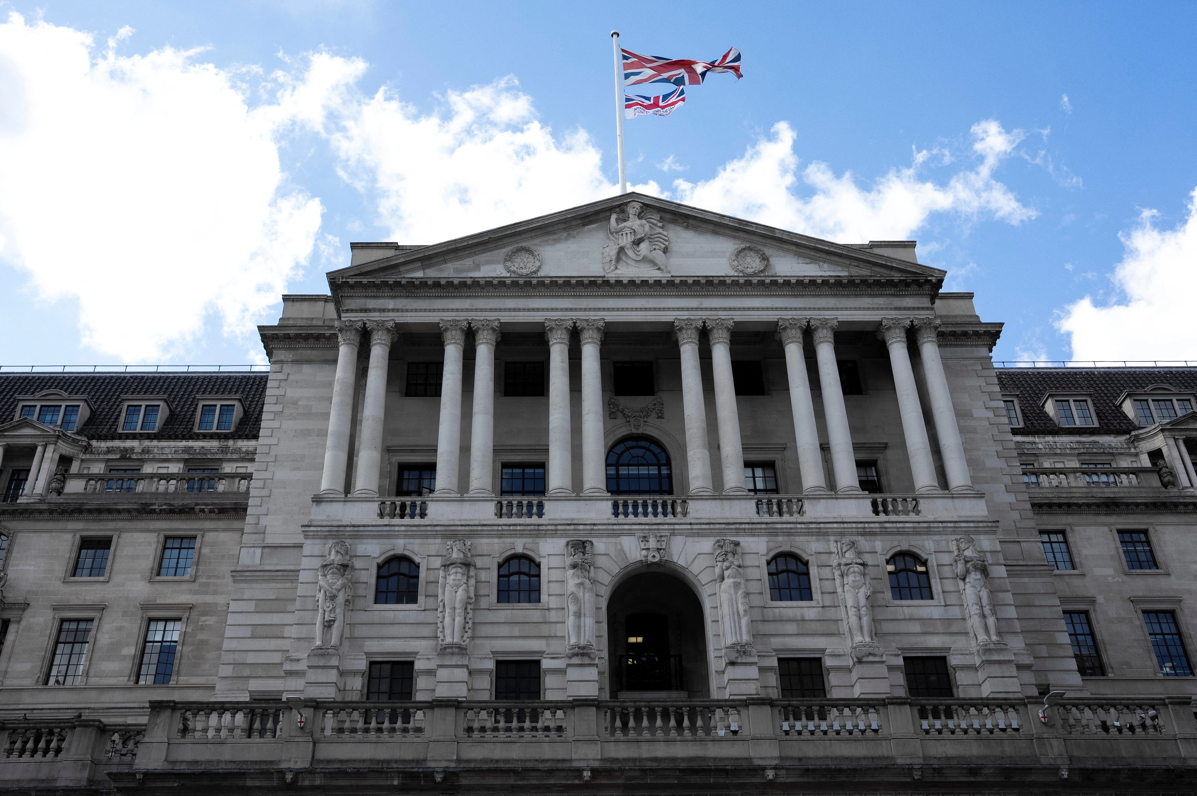 UK's Two-Speed Crisis: Record Debt Surge as Investment Collapses