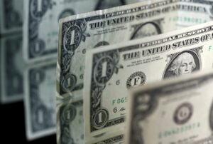 Brazil Begins Most Active Dollar Bond Sales Since 2014, Extends Debt Horizon