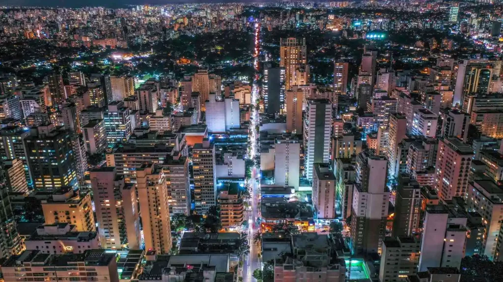 Aerial view of São Paulo at night with illuminated avenues