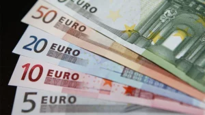 Colombia’s Eurobond Return: A Smart Move to Shield Its Budget
