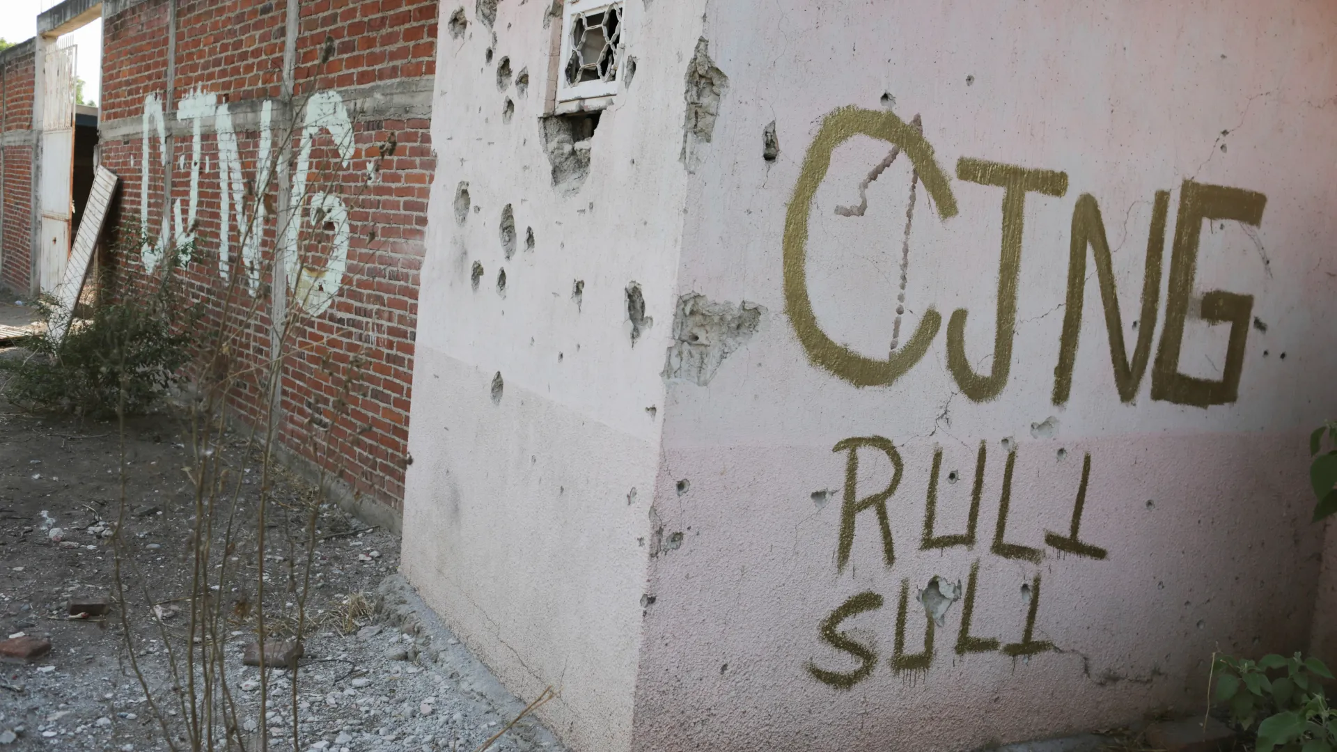 2021-04-24T030148Z_762292320_RC232N9ZUALV_RTRMADP_3_MEXICO-VIOLENCE-RELIGION