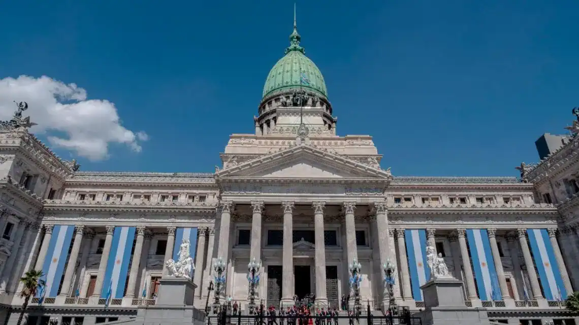 Argentina’s $2B World Bank Loan Adds Third Layer to Milei’s Financing Fortress