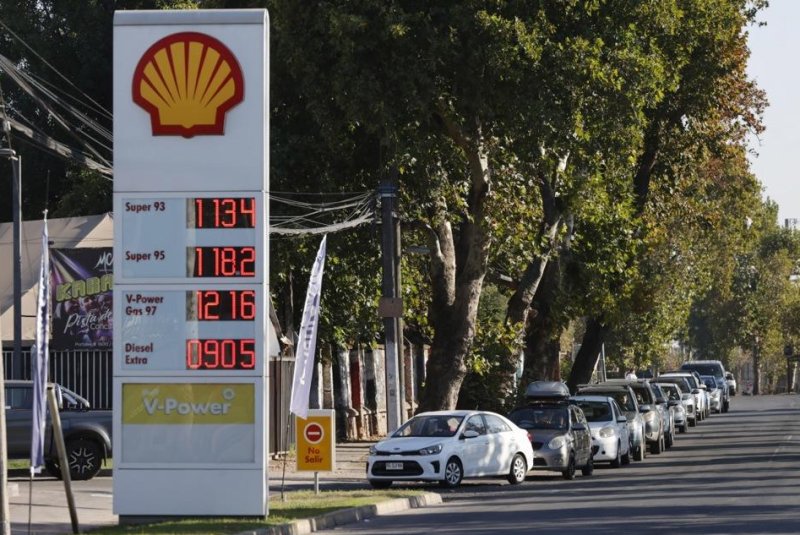 Chile fuel price hike inflation