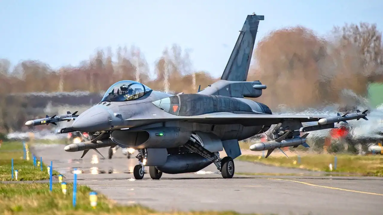 Interim President Stops Peru’s Largest-Ever Defense Contract