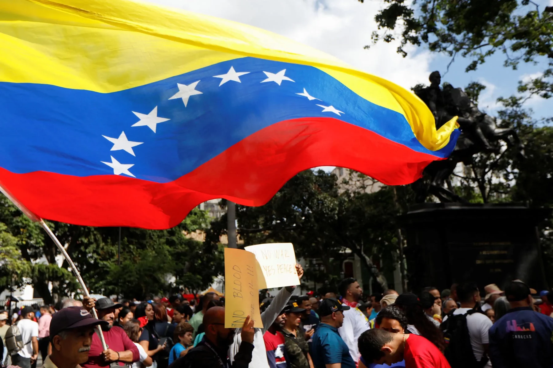108243166-17659990802025-12-17t185213z_622327751_rc2iiiaxkl11_rtrmadp_0_usa-trump-venezuela-1