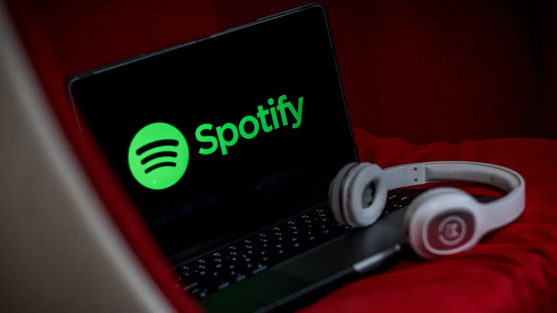 Spotify and Universal Strike AI Covers and Remixes Deal